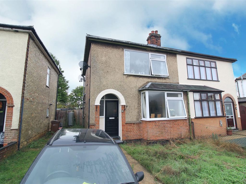 2 bed semidetached house for sale in Bernard Crescent, Ipswich IP3
