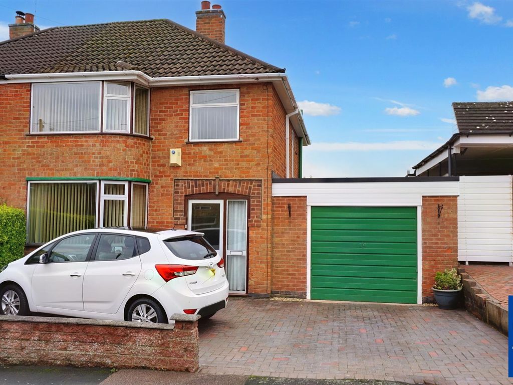 3 bed semidetached house for sale in Andrew Road, Anstey, Leicester