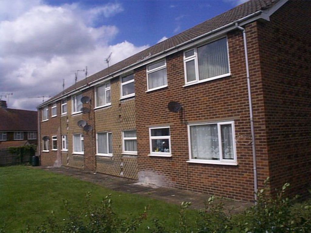 1 bed flat to rent in North Holmes Road, Canterbury CT1, £725 pcm Zoopla