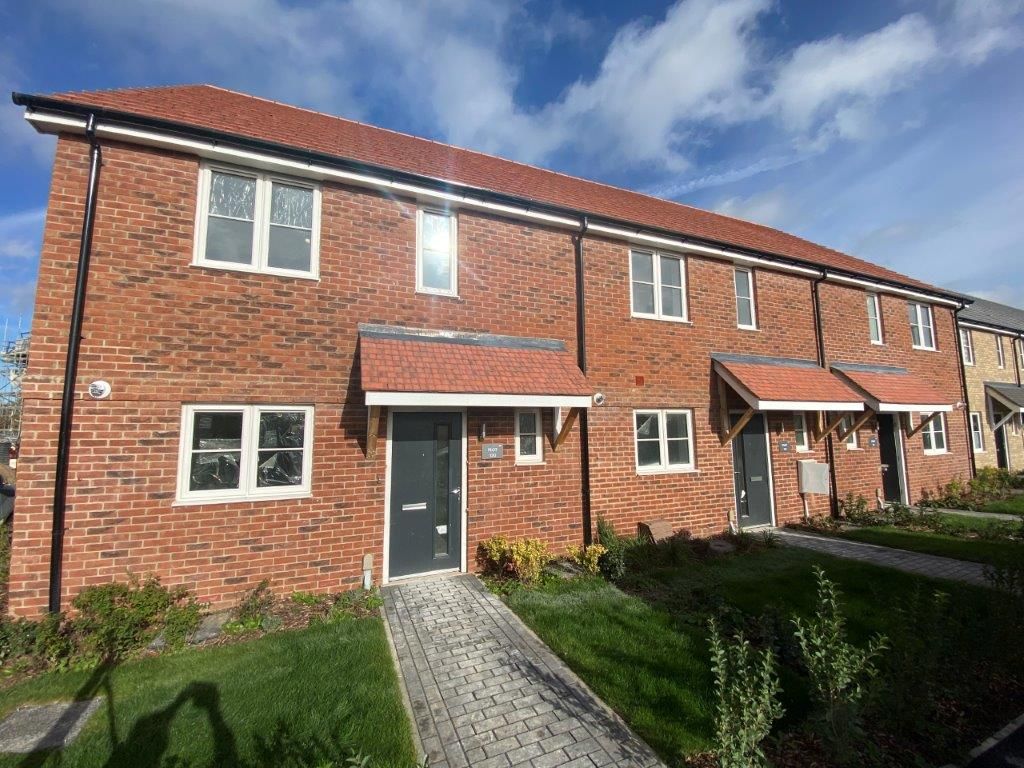 3 bed end terrace house for sale in Babraham Road, Sawston, Cambridge