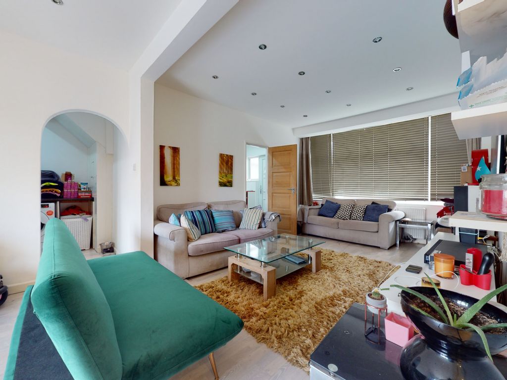 5 bed terraced house for sale in Northborough Road, London SW16 Zoopla