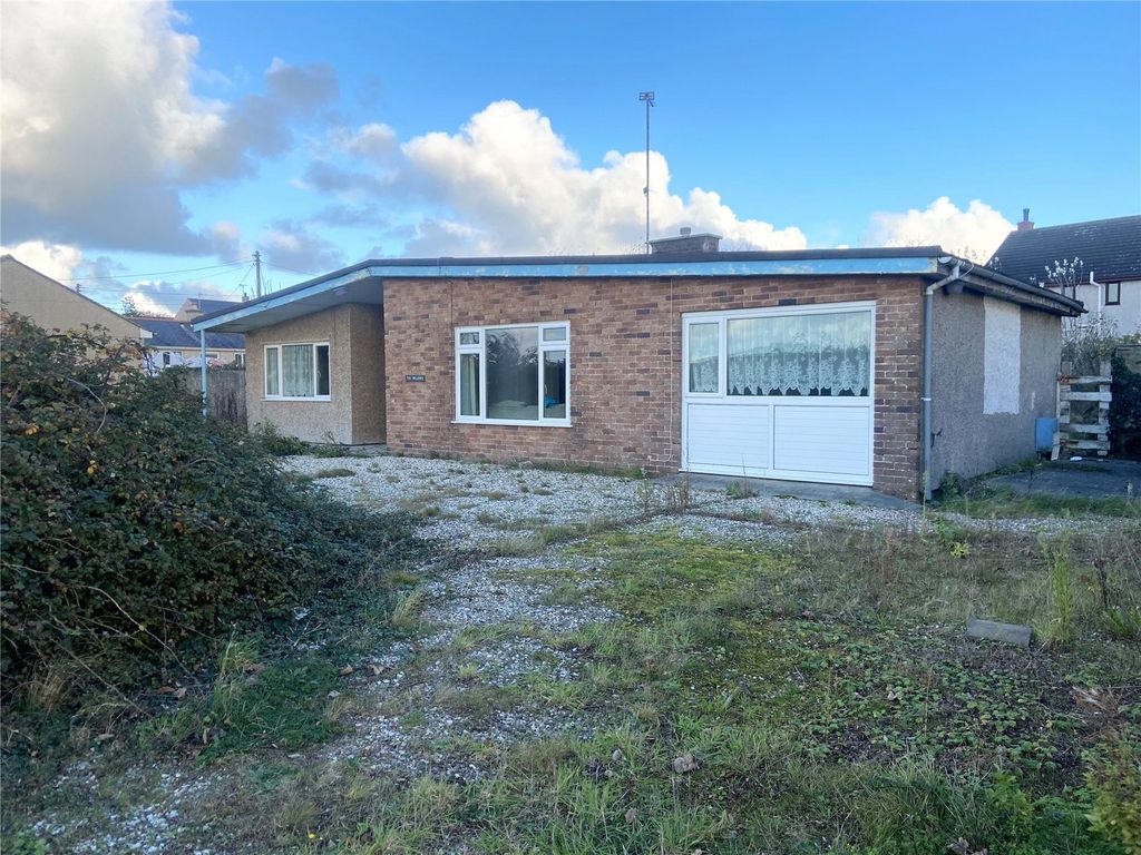 3 bed bungalow for sale in Gorad Road, Valley, Holyhead, Isle Of