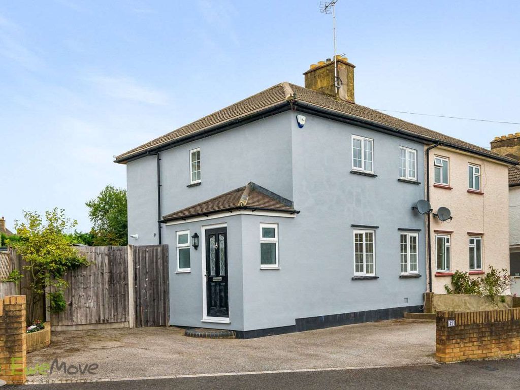 3 bed semidetached house for sale in Berkeley Crescent, New EN4, £550,000 Zoopla