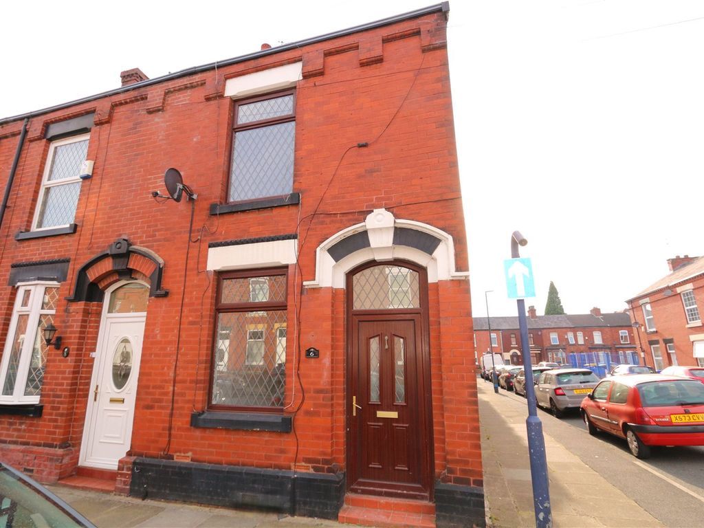 2 bed end terrace house to rent in Gould Street, Denton, Manchester