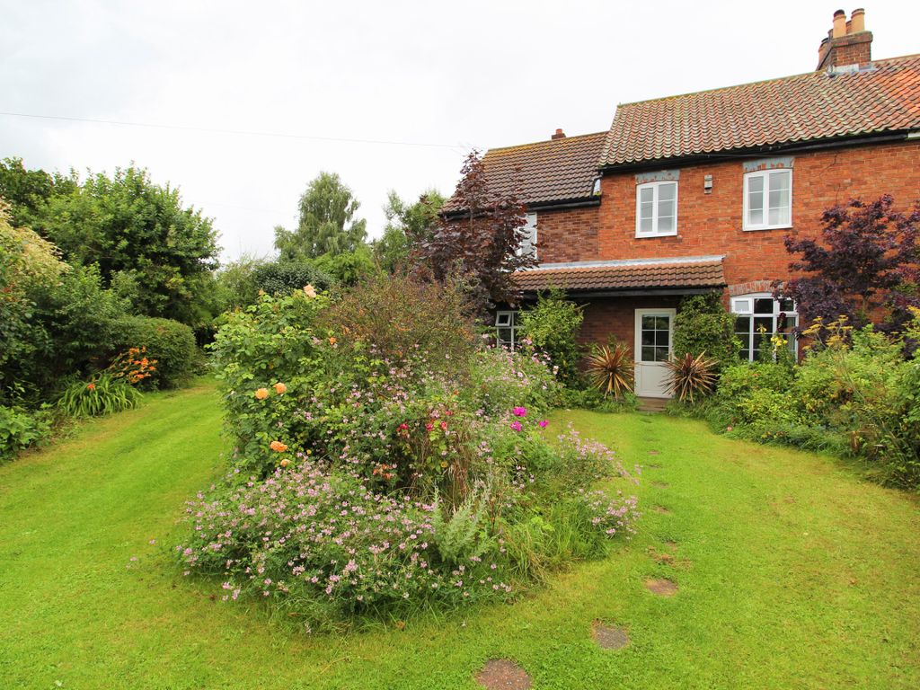 4 bed semidetached house for sale in Carr Lane, Wildsworth
