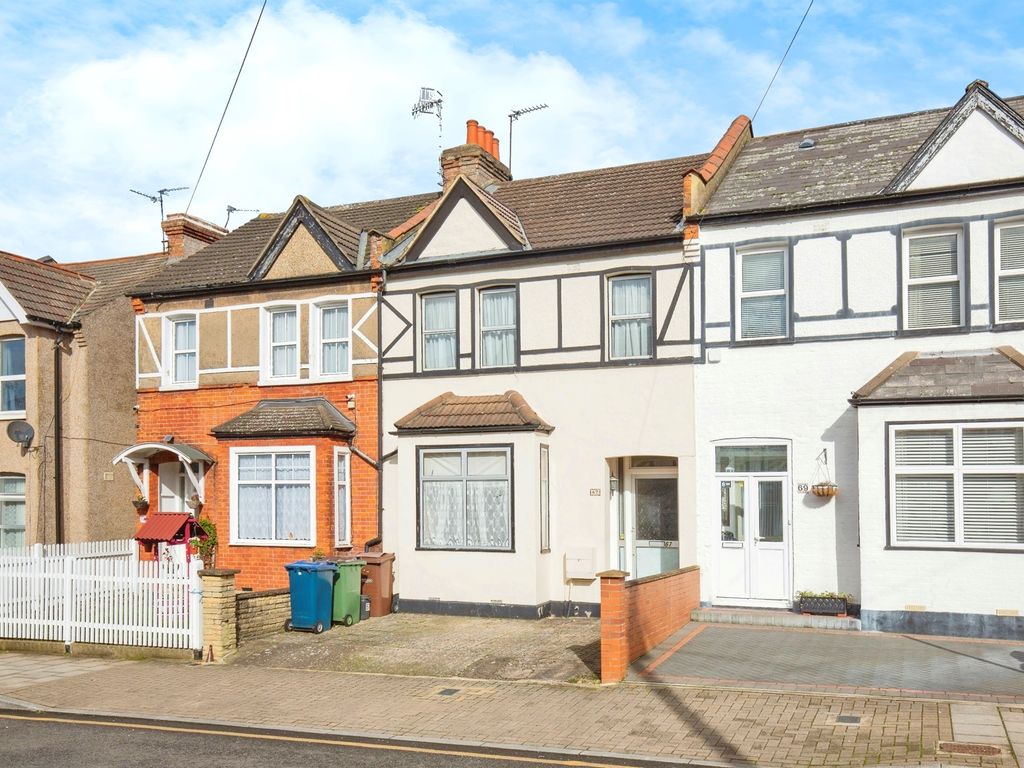 3 bed terraced house for sale in Parkfield Road, Harrow HA2, £515,000