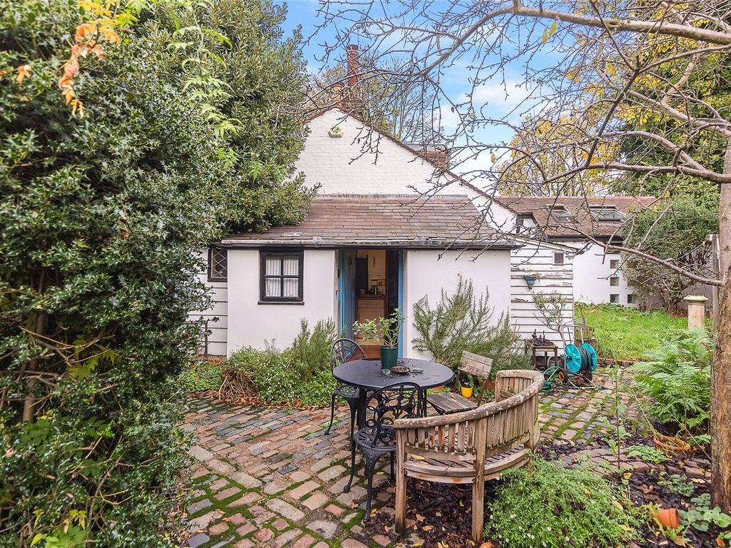 2 bed detached bungalow for sale in Station Gardens, Off Spencer Road