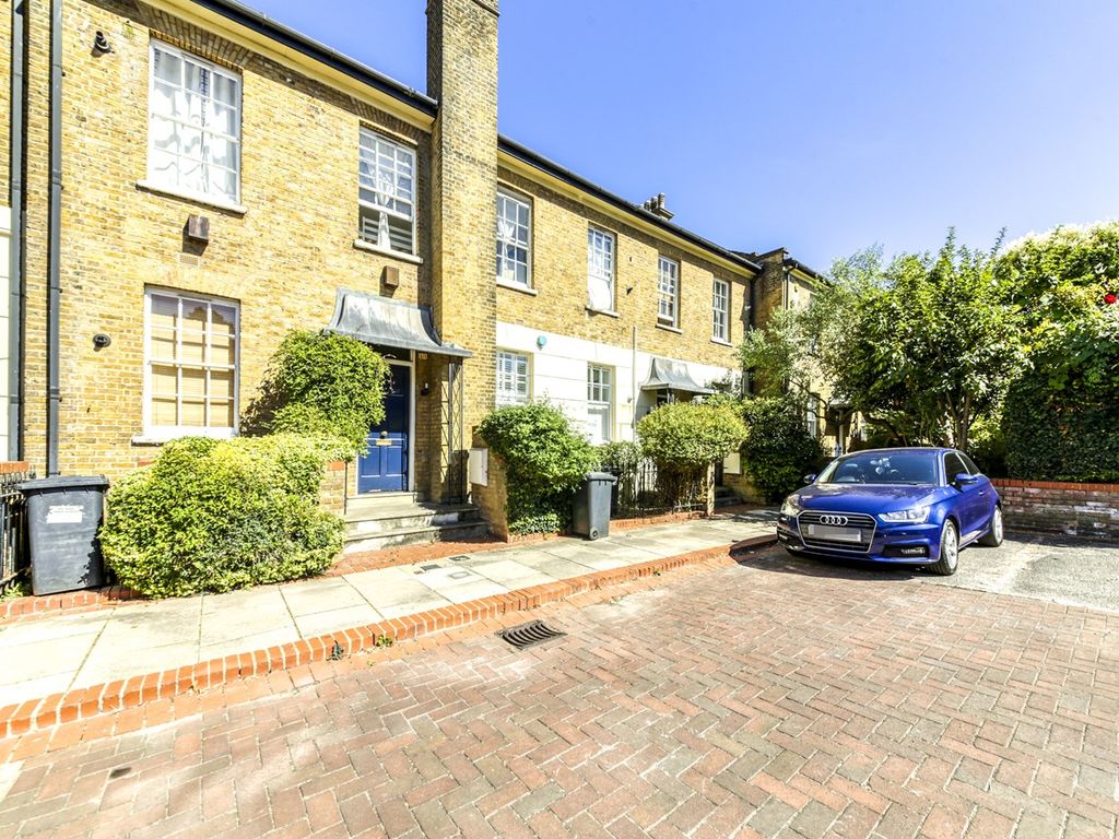 Elderwood Place, London SE27  