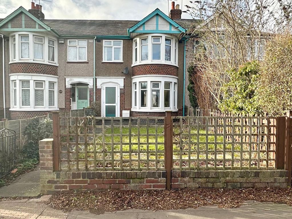 3 bed terraced house for sale in Fletchamstead Highway, Coventry CV4, £