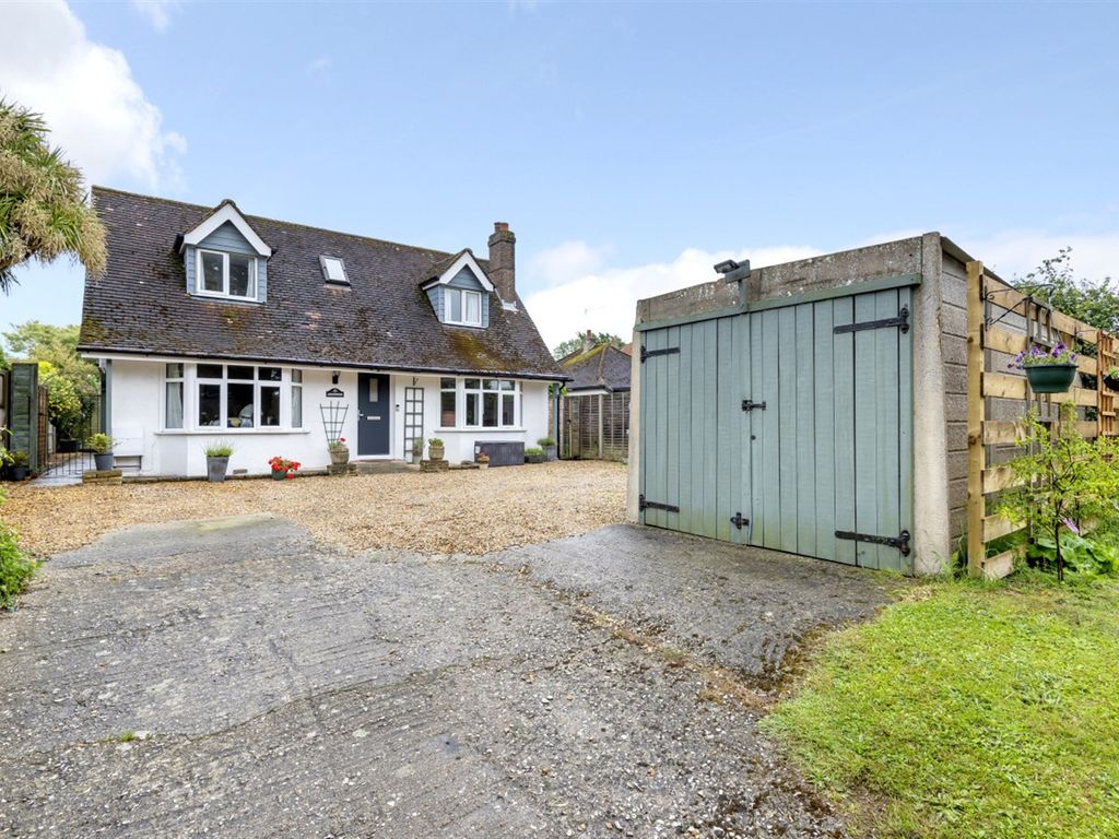 4 bed detached house for sale in Yapton Road, MiddletonOnSea, Bognor