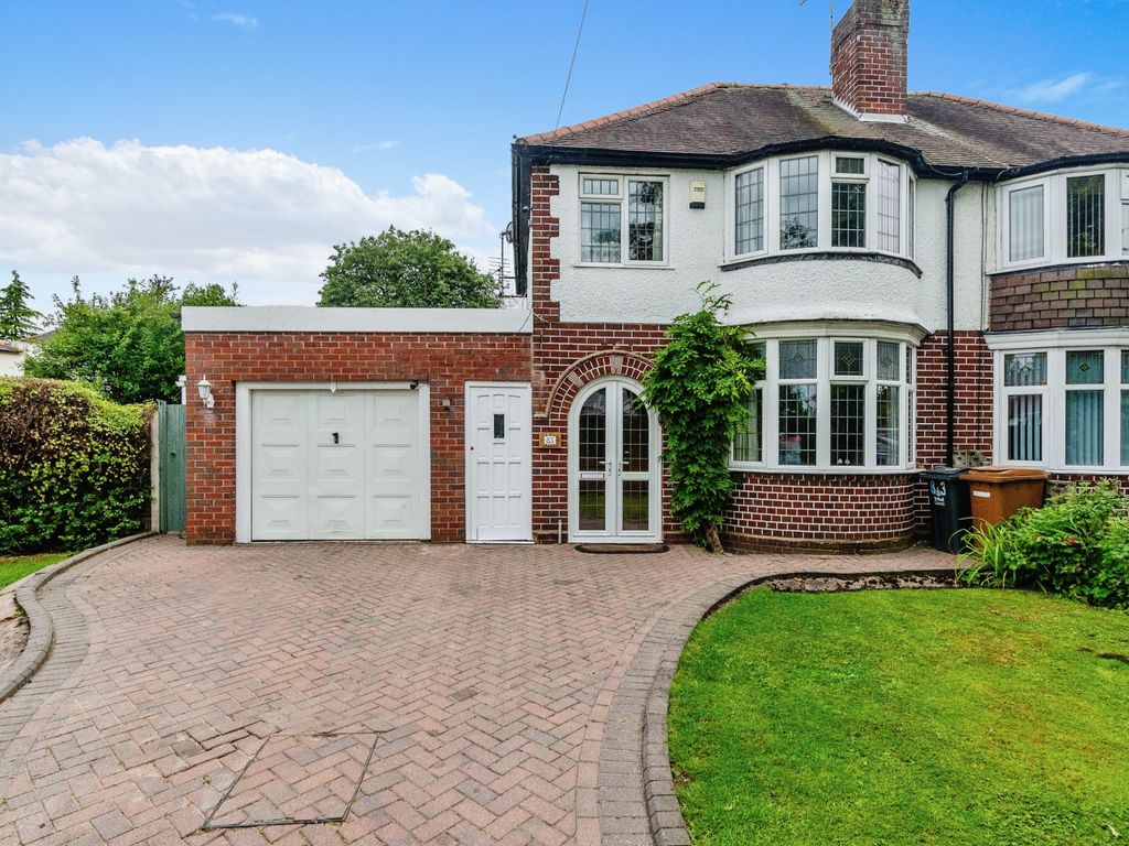 3 bed semidetached house for sale in Delves Green Road, Walsall, West