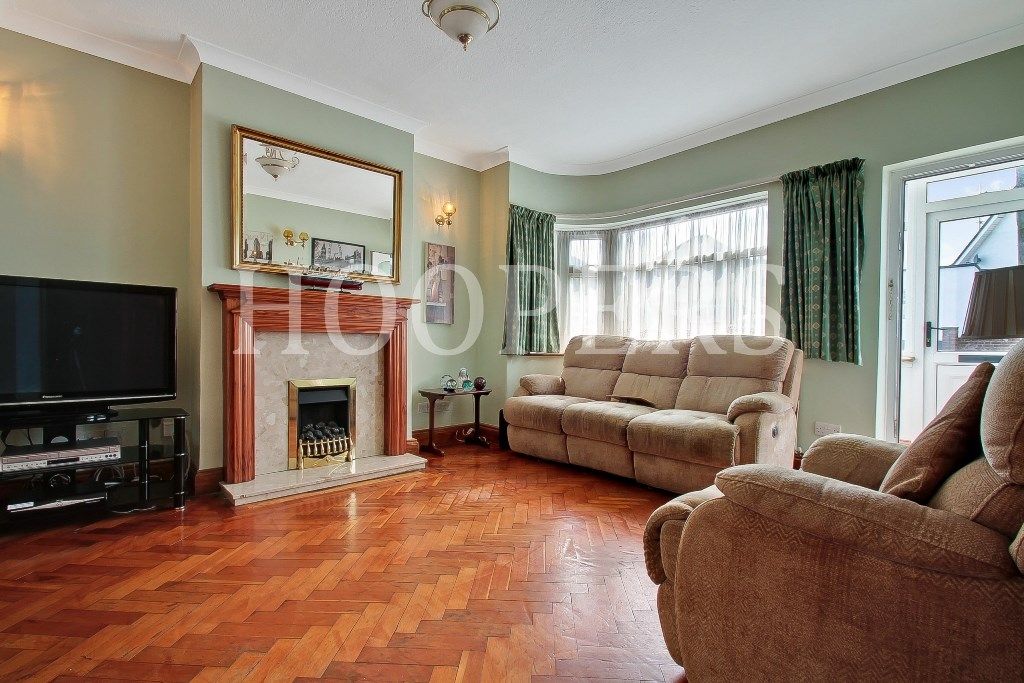 2 bed semidetached bungalow for sale in Kinloch Drive, London NW9 Zoopla