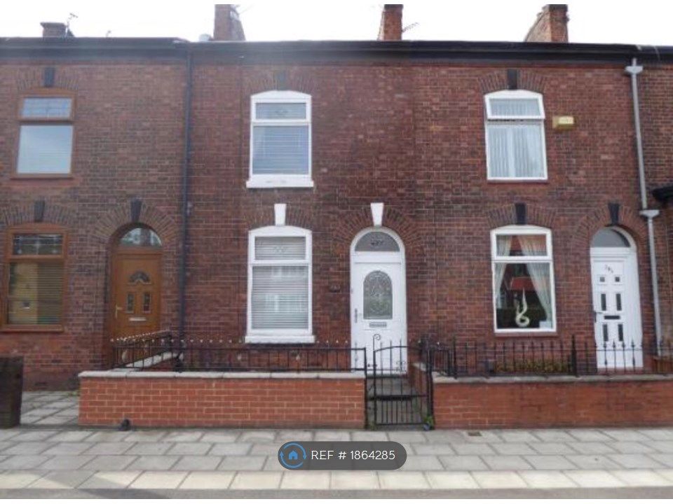 3 bed terraced house to rent in Manchester Road, Droylsden, Manchester