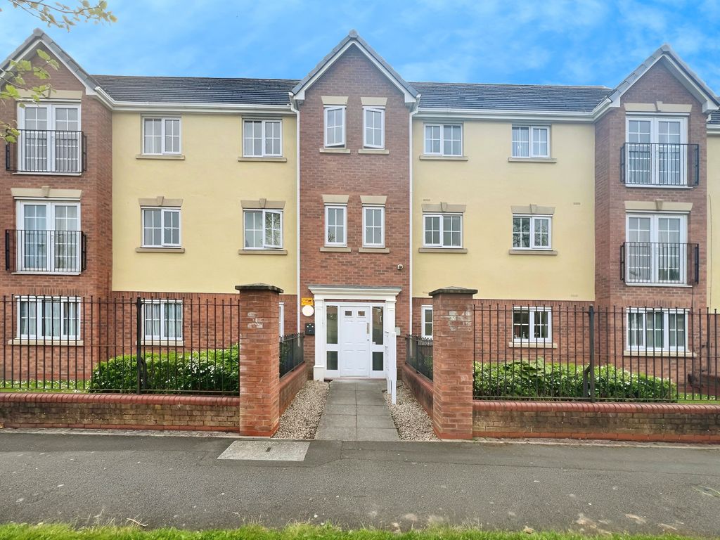 2 bed flat to rent in Stanley Road, Wolverhampton WV10, £900 pcm Zoopla