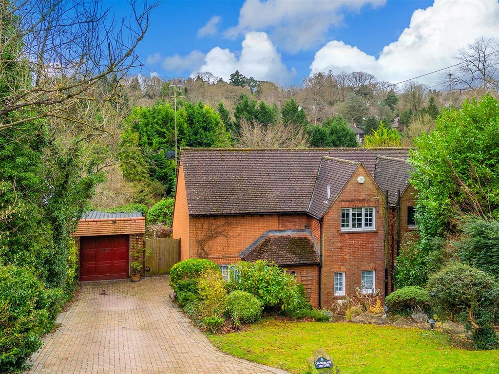 3 bed semidetached house for sale in St. Monicas Road, Kingswood, Tadworth KT20, £750,000 Zoopla