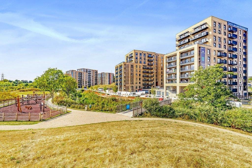 Flat 78 Batchworth House, Colnebank Drive, Watford WD18  