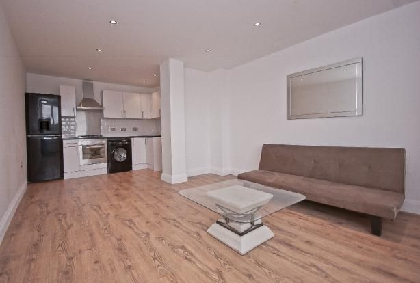 Boulcott Street, Limehouse E1  