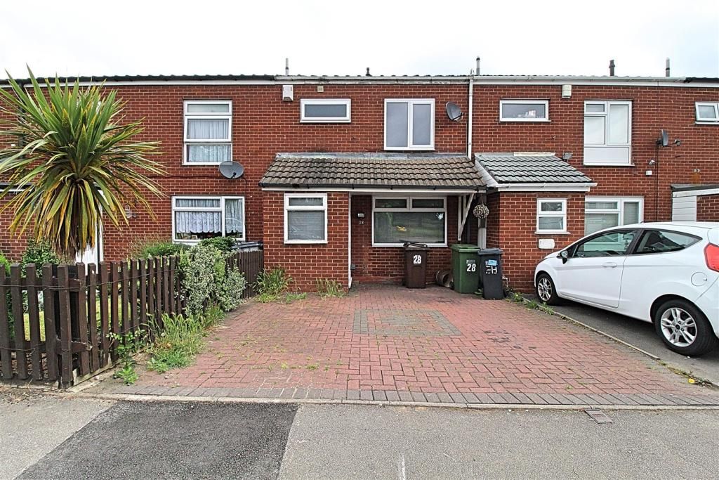 3 bed terraced house to rent in Vauxhall Crescent, Birmingham B36 Zoopla