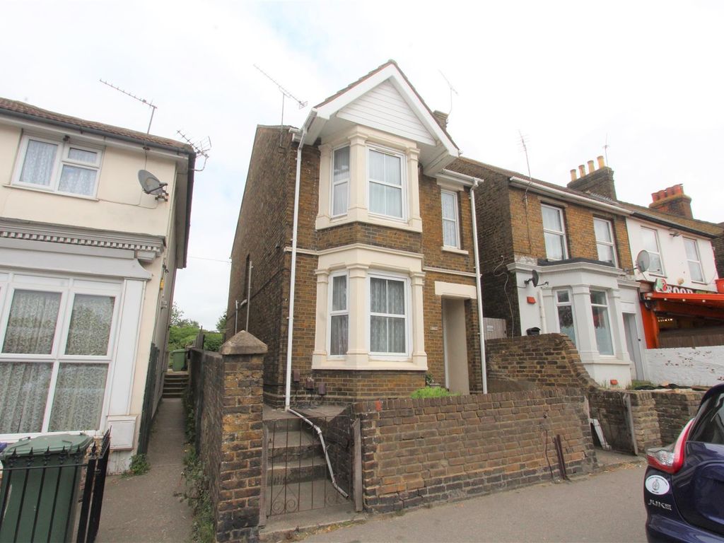 6 bed detached house for sale in Canterbury Road, Sittingbourne ME10