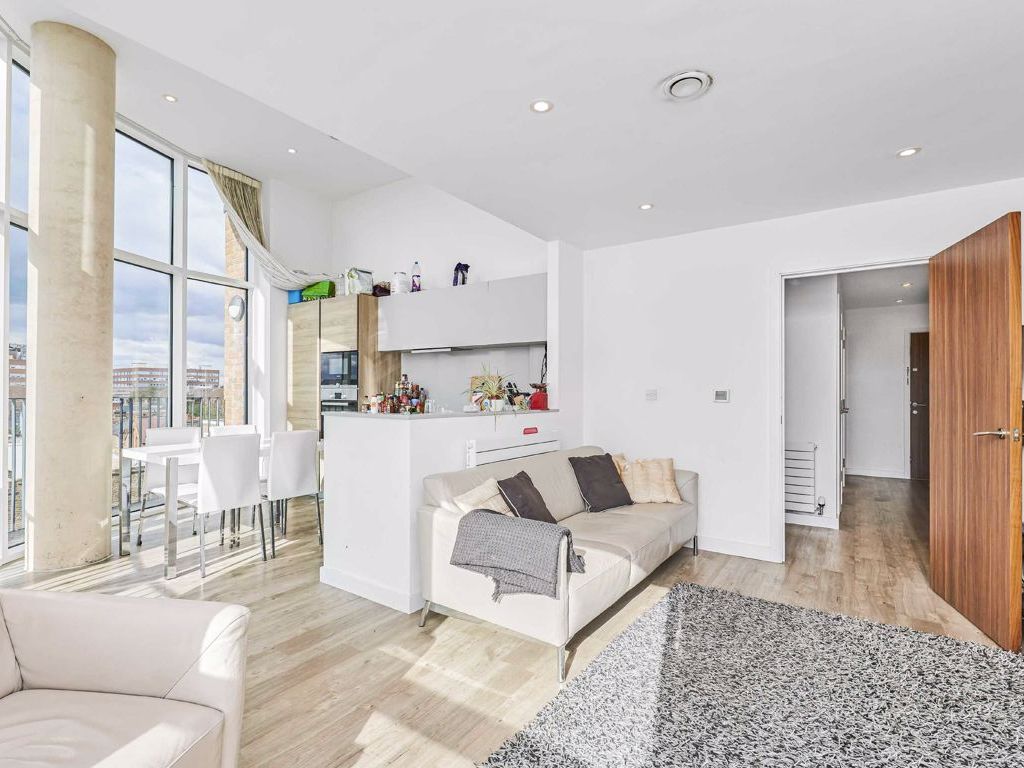 2 bed flat for sale in Tooting Market, Tooting High Street, London SW17