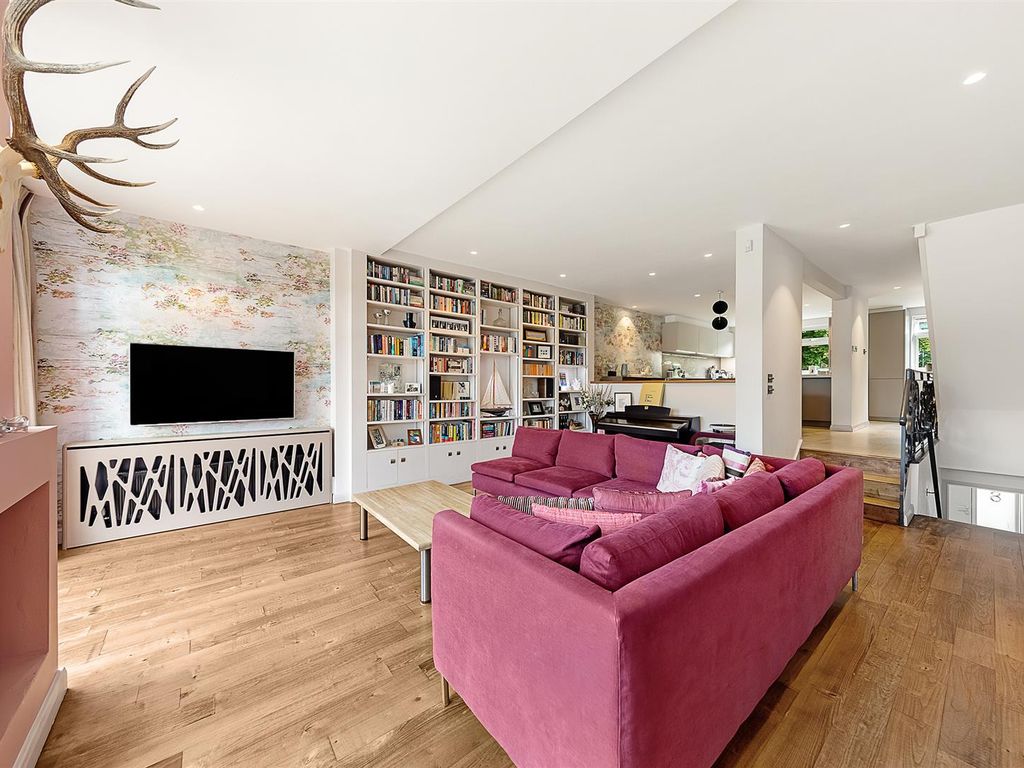 Ibis Lane, Chiswick, London W4