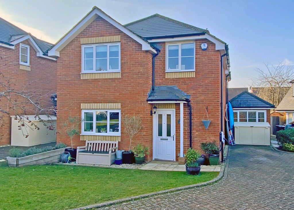 4 bed detached house for sale in Downside, Cholsey, Wallingford OX10