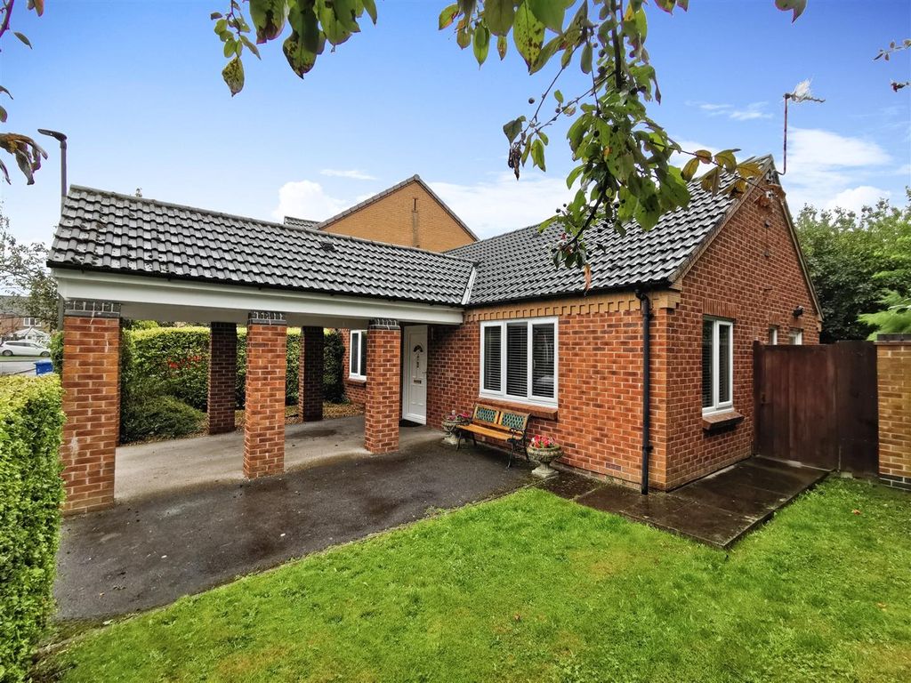 2 bed detached bungalow for sale in Wintergreen Drive, Littleover