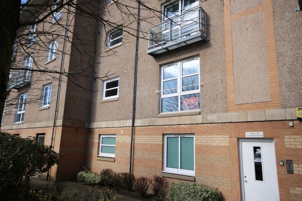 2 bed flat to rent in Constitution Street, City Centre, Aberdeen AB24