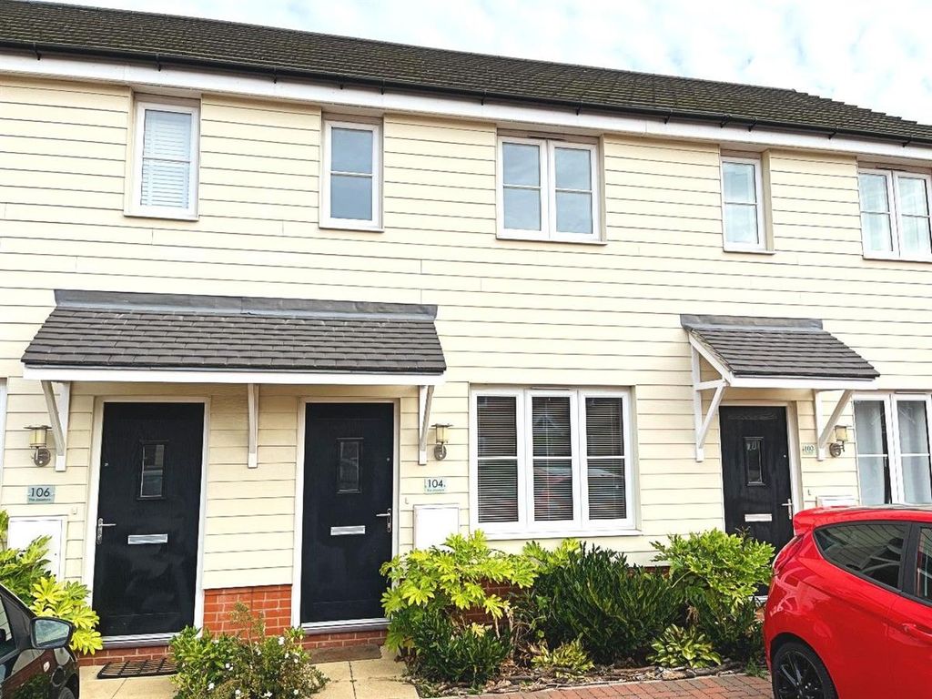 2 bed terraced house to rent in The Josselyns, Trimley St. Mary