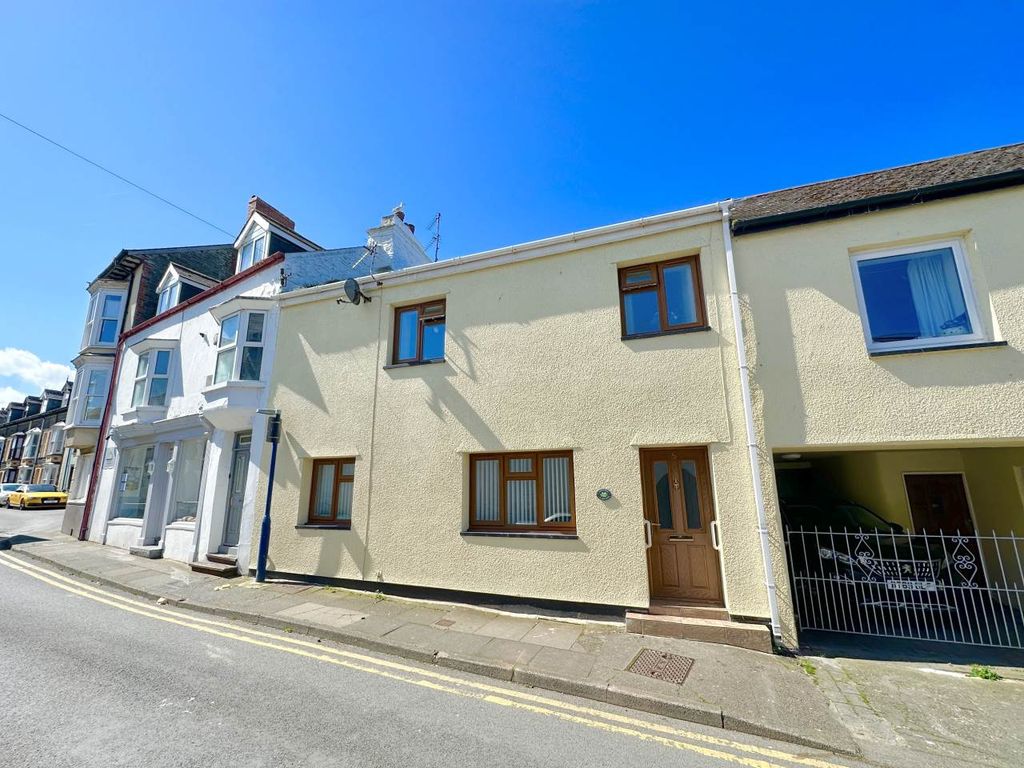 4 bed town house for sale in Cysgod Y Gwynt, 5, St James's Square