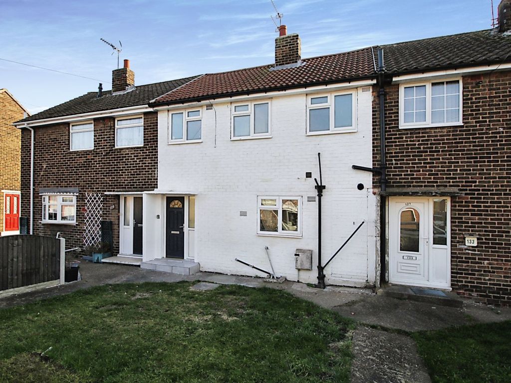 3 bed terraced house for sale in Marshland Road, Moorends, Doncaster
