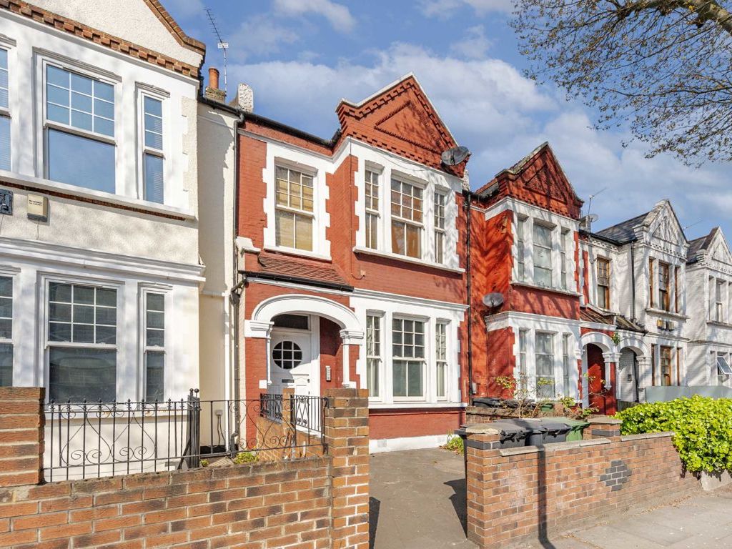 2 bed flat to rent in Cavendish Road, London SW12 Zoopla