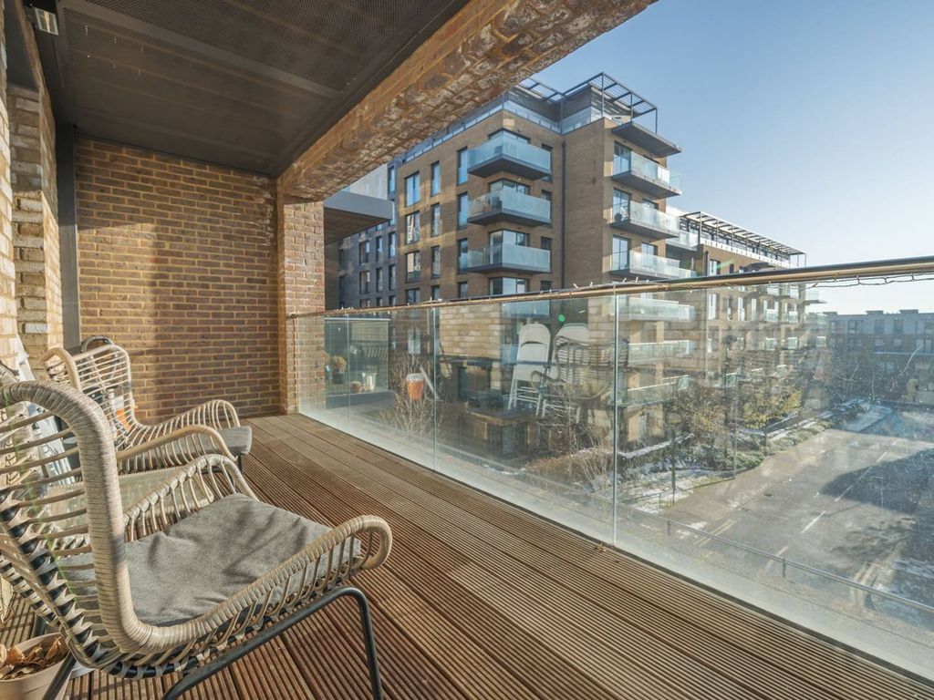 Tizzard Grove, Kidbrooke, London SE3  