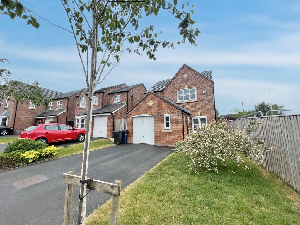 3 bed detached house for sale in Lyme Road, Penwortham PR1 Zoopla