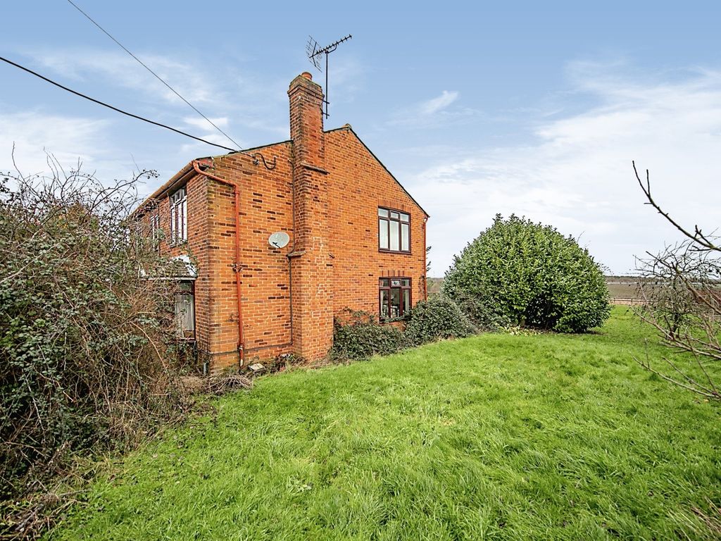 4 bed detached house for sale in Highstreet Green, Sible Hedingham