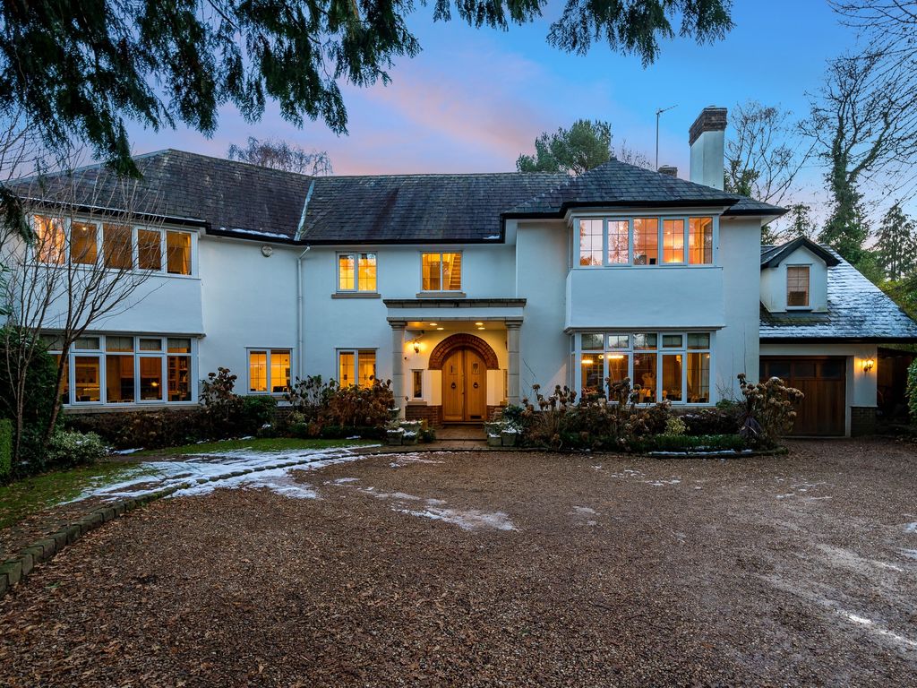 7 bed town house for sale in Elmsway, Hale Barns, Altrincham WA15 Zoopla