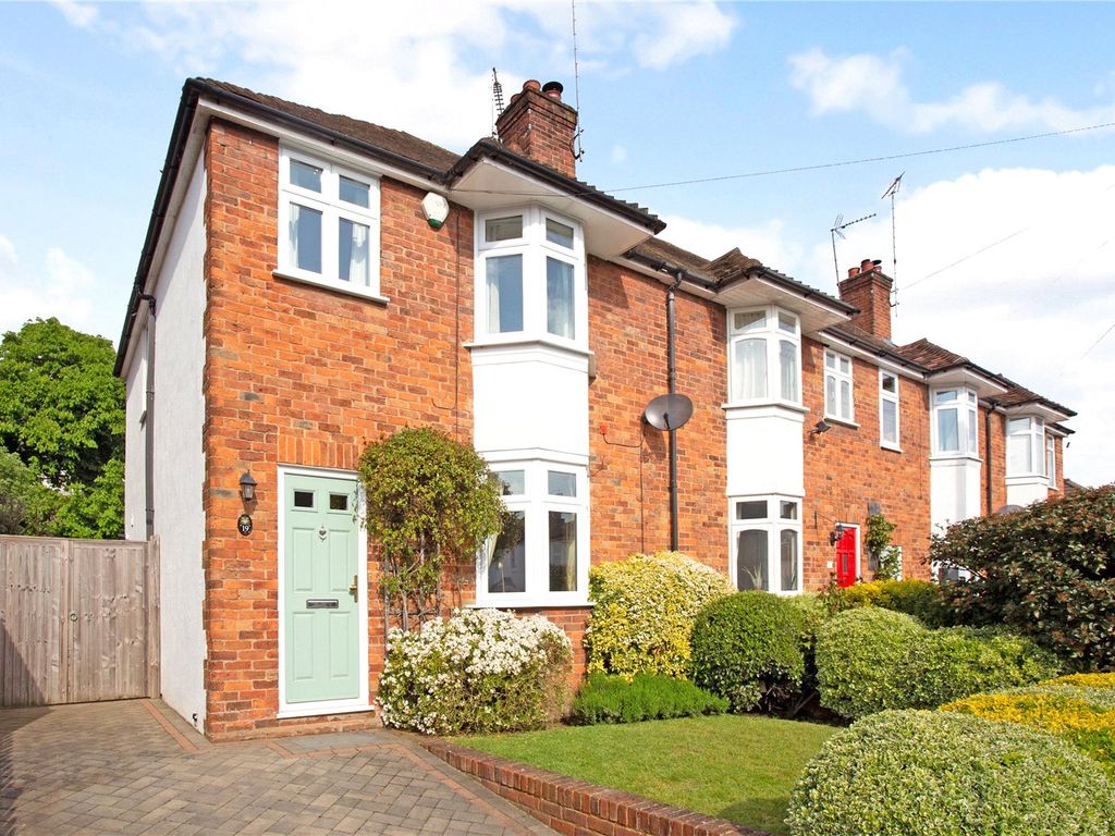 2 bed end terrace house for sale in Golding Road, Sevenoaks, Kent TN13