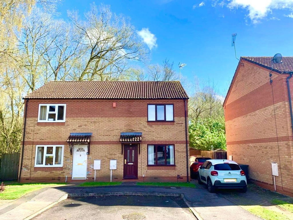 2 bed semidetached house for sale in Romney Drive, Lincoln LN6, £