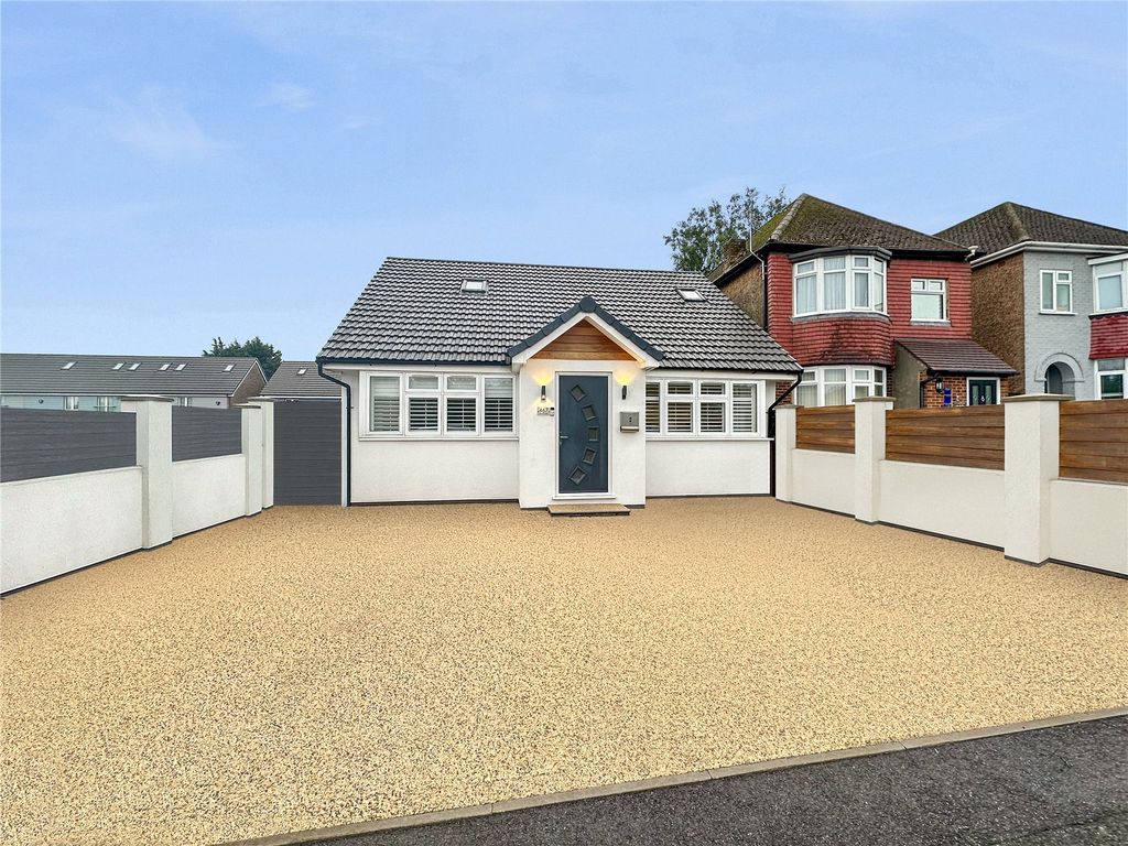 4 bed detached house for sale in Maidstone Road, Blue Bell Hill