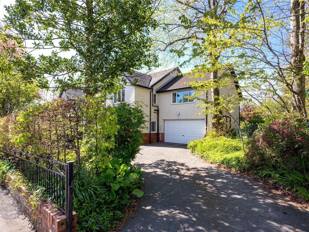 5 bed semidetached house for sale in New Hall Lane, Bolton, Greater