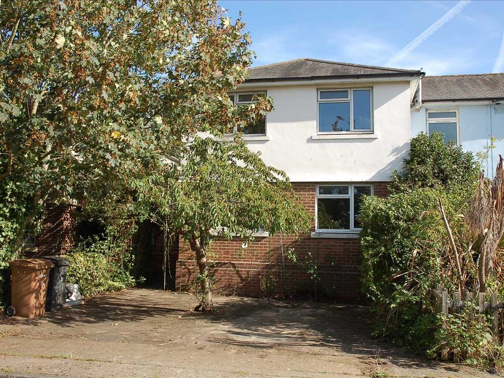 4 bed property for sale in Widford Chase, Chelmsford CM2, £325,000 Zoopla