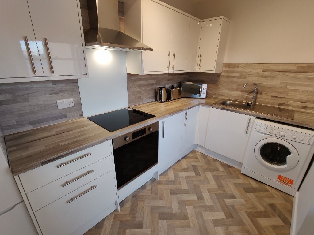 2 bed flat to rent in Leith Walk, Leith, Edinburgh EH6, £1,495 pcm Zoopla