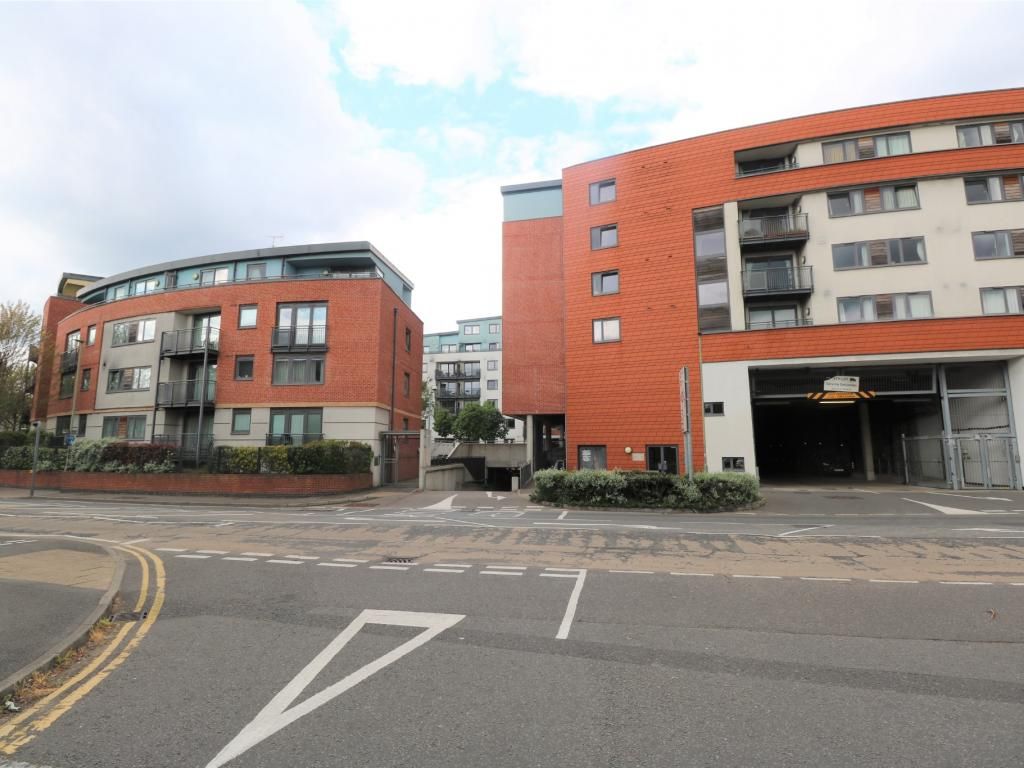 2 bed flat for sale in Southwell Park Road, Camberley GU15 Zoopla