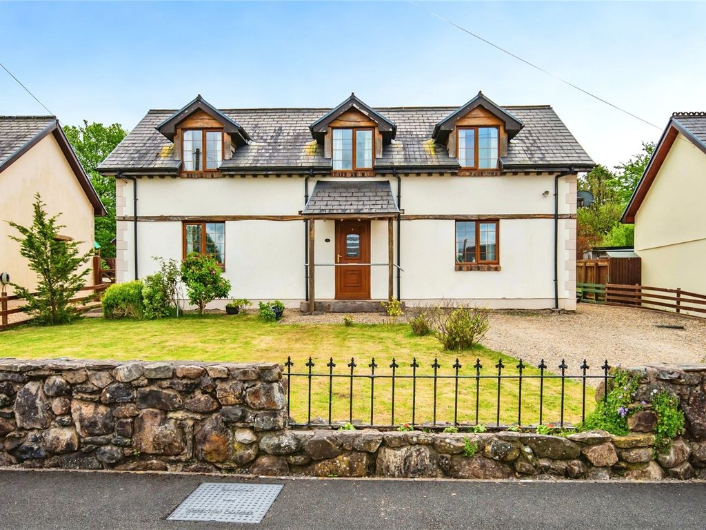 4 bed detached house for sale in Stockwell Kidwelly