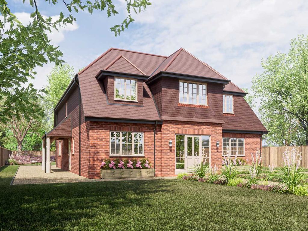 New home, 5 bed detached house for sale in Nash Grove Lane, Wokingham