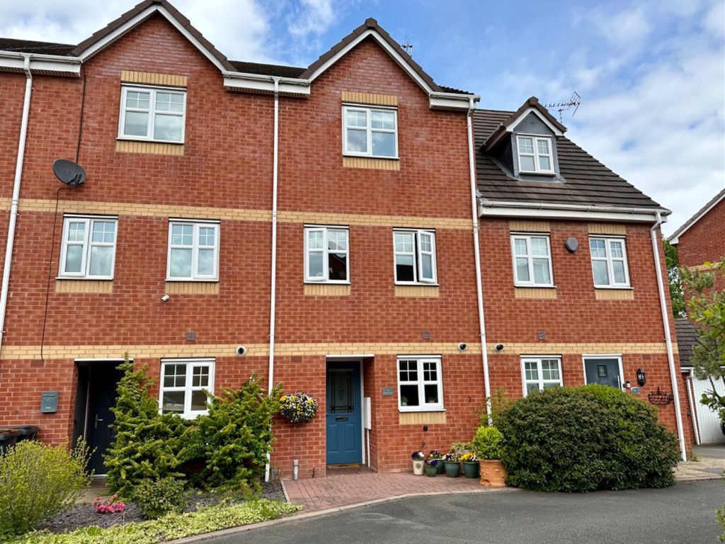 4 bed town house for sale in Mimosa Close, Bermuda Park, Nuneaton CV10