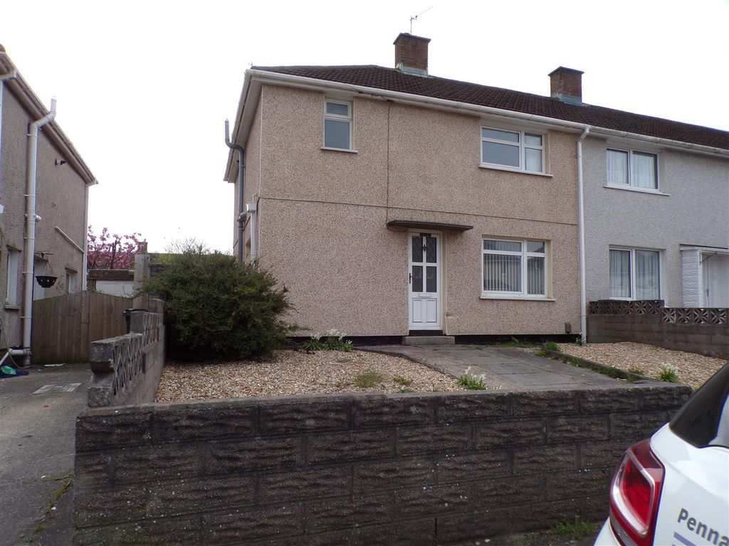 3 bed terraced house to rent in Southdown Road, Sandfields, Port Talbot
