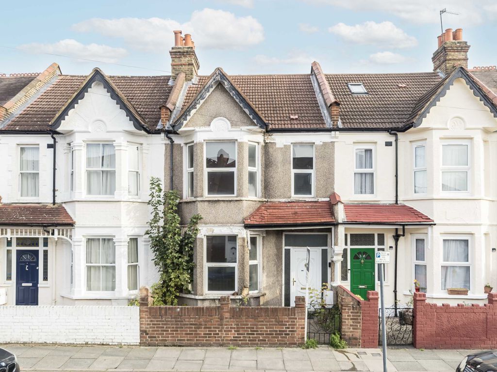 3 bed terraced house for sale in Seely Road, London SW17, £500,000 Zoopla