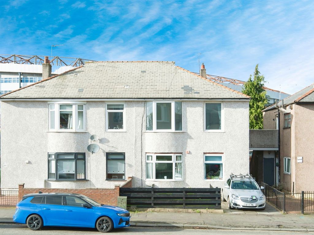 3 bed flat for sale in Aikenhead Road, Glasgow G44, £95,000 Zoopla