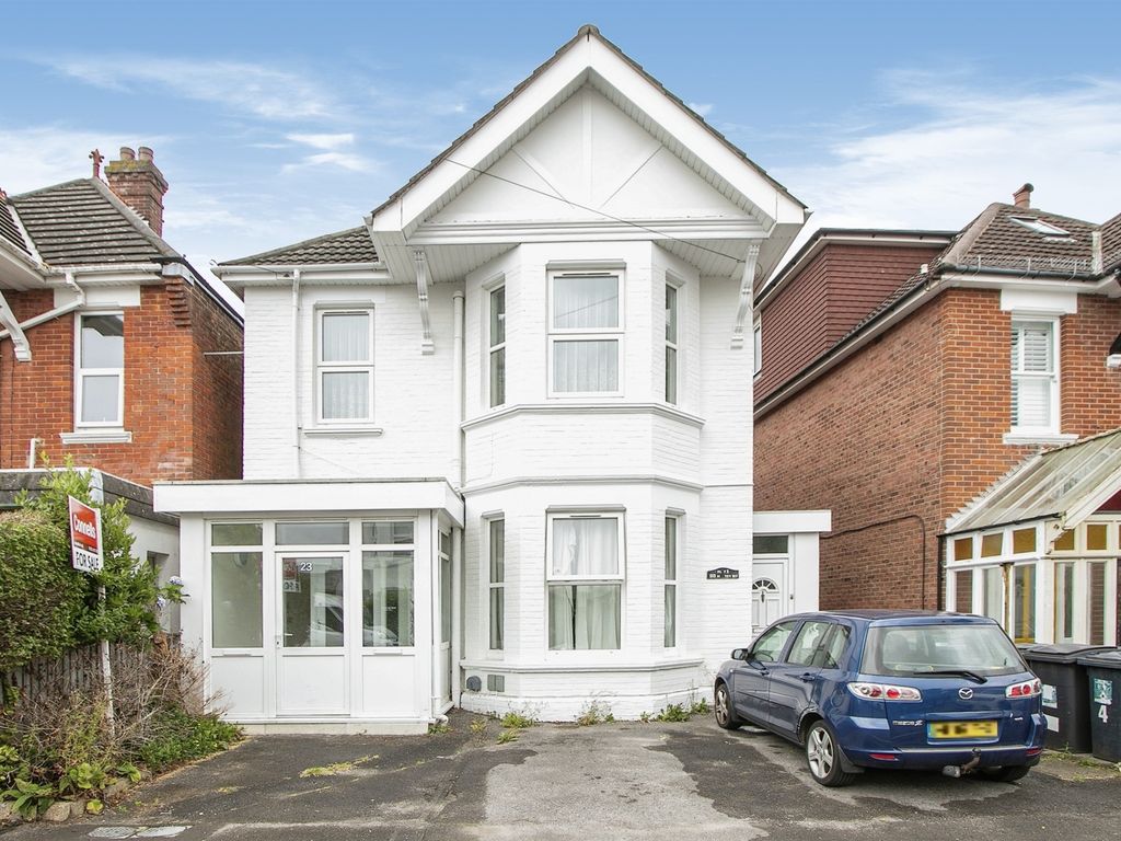 2 bed flat for sale in Harvey Road, Southbourne, Bournemouth BH5, £